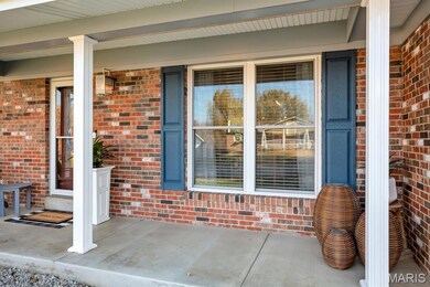 820 Woodside Ln, Saint Charles, MO 63301 - photo 4