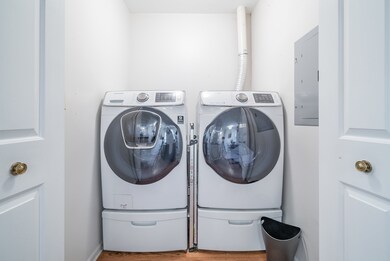 143 Pembroke Cir unit 6D, Lake Bluff, IL 60044 - photo 3