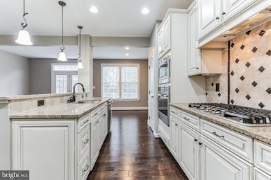 4927 Collingtons Bounty Dr, Bowie, MD 20720 - photo 3