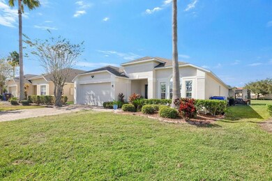 4806 Cumbrian Lakes Dr, Kissimmee, FL 34746 - photo 4