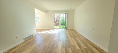 1780 Rolling Hills Dr unit B, Twinsburg, OH 44087 - photo 3