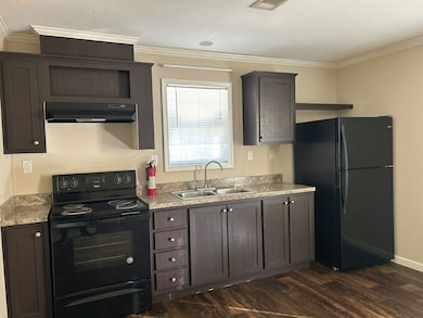 6941 Macdonald Ct unit 44, Zephyrhills, FL 33541 - photo 3