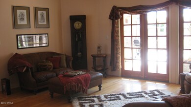 Welcoming Formal Lv Rm