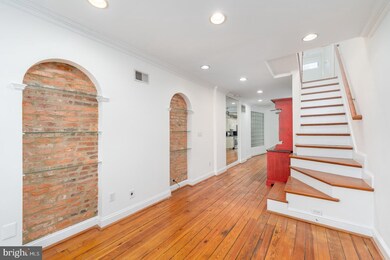 522 S Milton Ave, Baltimore, MD 21224 - photo 4