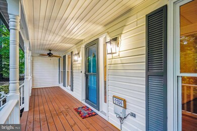 1104 Cape Cod Dr, Stafford, VA 22554 - photo 2