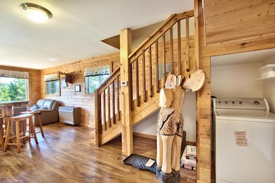 3002 E Mikey Circle Moose Manor