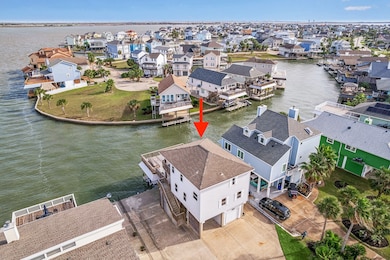 1814 Tiki Dr, Tiki Island, TX 77554 - photo 5