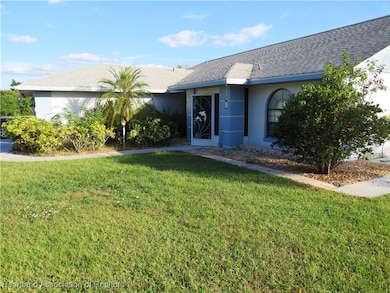 100 Lake Huntley Dr, Lake Placid, FL 33852 - photo 3