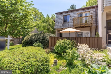 1656 Valencia Way, Reston, VA 20190 - photo 2