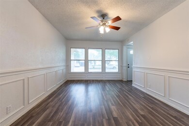 954 Ralph St, Grand Prairie, TX 75051 - photo 4