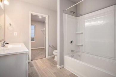 6 CCF024-i2060-Primary Bath