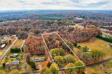 156 Clements Rd, Statesville, NC 28677 - photo 4