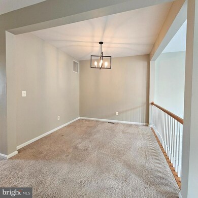 3307 Beechcliff Dr, Alexandria, VA 22306 - photo 4
