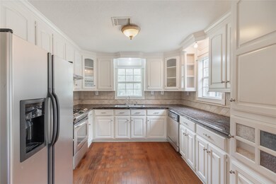 1508 Cougar Creek St, Conroe, TX 77385 - photo 5