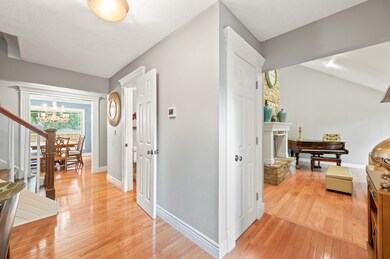 1053 Goldfinch Rd, Columbus, IN 47203 - photo 7