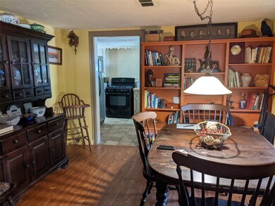 410 Baker Dr, Tomball, TX 77375 - photo 7