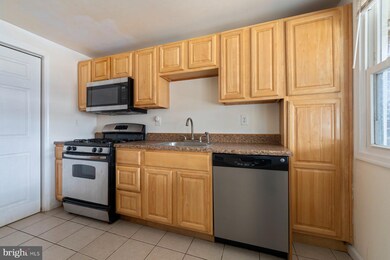 3167 Kessler Rd, Halethorpe, MD 21227 - photo 7