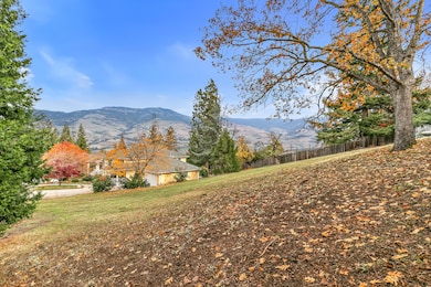 0 Merrill Cir unit 1008, Ashland, OR 97520 - photo 4