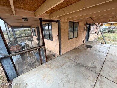 20102 E Antelope Rd, Mayer, AZ 86333 - photo 5