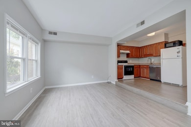 98 A N Bedford St unit A, Arlington, VA 22201 - photo 6