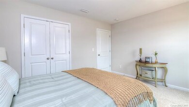 digital similar image