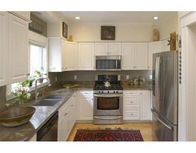 325 Franklin St unit 1, Cambridge, MA 02139 - photo 3