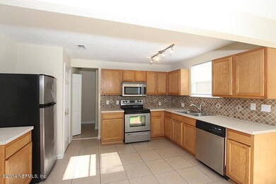 1123 Scotten Rd, Jacksonville, FL 32205 - photo 5