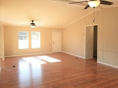 208 Fairfield Rd, Walhalla, SC 29691 - photo 4