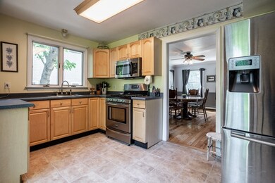 1041 Monponsett St, Hanson, MA 02341 - photo 6