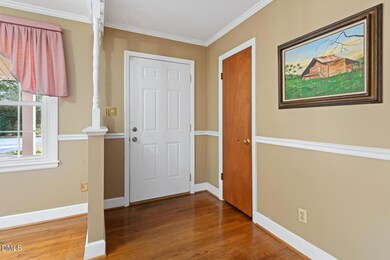 2421 Lacy St, Burlington, NC 27215 - photo 4