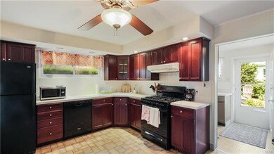 325 E Wall St, Bethlehem, PA 18018 - photo 7