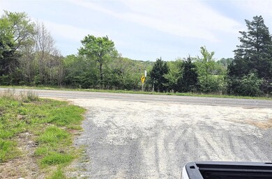 Driveway thru the cattle gate off of Highway 5