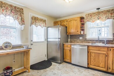 48 Great Meadow Dr, Carver, MA 02330 - photo 3