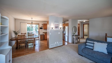 13471 Yosemite Ave S, Savage, MN 55378 - photo 7