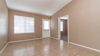 6243 E Grandview Cir-6