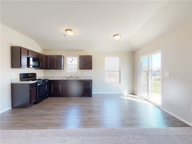 1283 E Sparrow Cir, Fayetteville, AR 72701 - photo 6