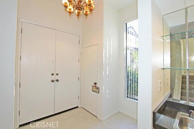 21800 Marylee St unit 61, Woodland Hills, CA 91367 - photo 3
