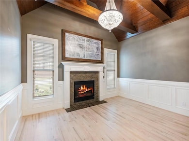 2445 Retreat Point Pkwy, Hoschton, GA 30548 - photo 7