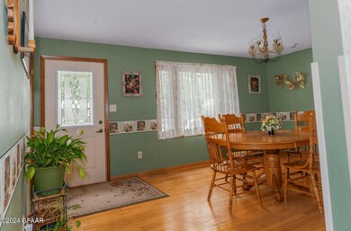 1210 S 18th St, Grand Forks, ND 58201 - photo 4