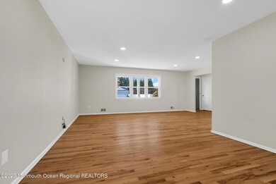 1807 Holbrook St, Oakhurst, NJ 07755 - photo 7