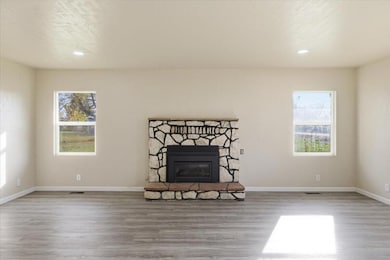 5156 Peace Ln, Central Point, OR 97502 - photo 7