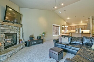 671 Nottingham Terrace, Eagle Point, OR 97524 - photo 7