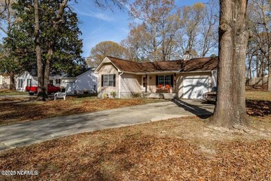 Photo 3-105 Carriage Hills Court