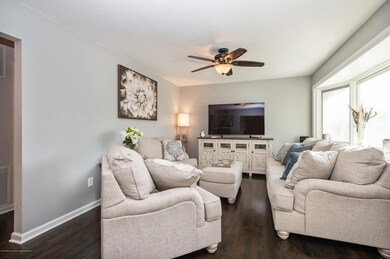 15 S Oak Ave, Fords, NJ 08863 - photo 4