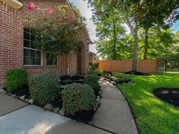 2611 Groveleigh Park Ct, Spring, TX 77386 - photo 3