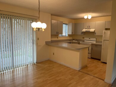 925 Oronoke Rd unit 34G, Waterbury, CT 06708 - photo 2