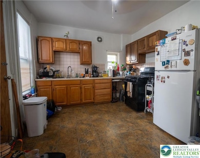 Lower Unit Kitchen