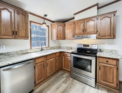 145 White Dirt Hollow Rd, Tennessee Ridge, TN 37178 - photo 5