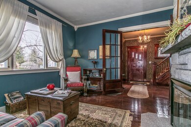 Living Room (3)