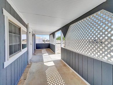 2206 Ocean Side Ave, Thermal, CA 92274 - photo 5